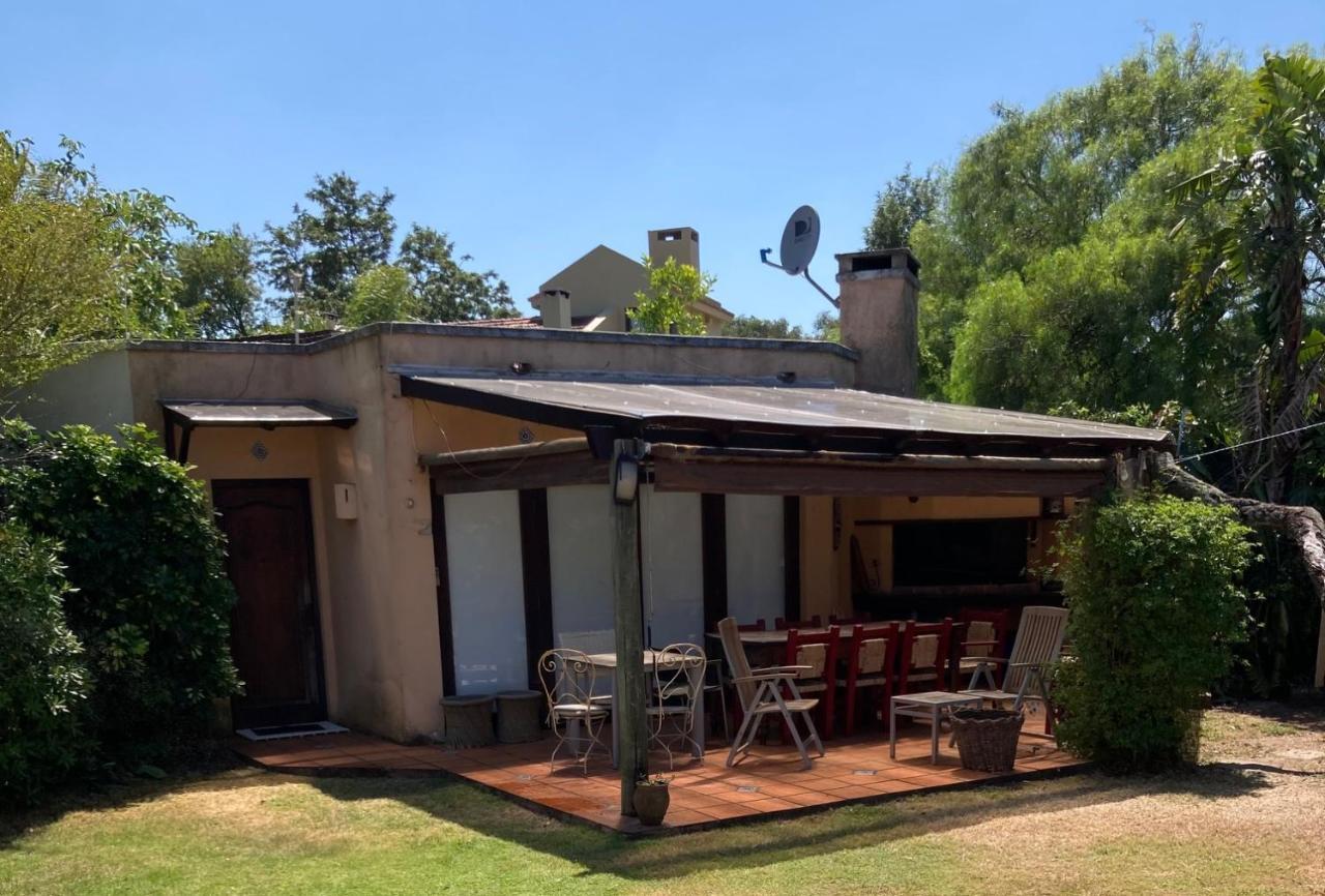 Bungalow In Our Garden Montevideo Exterior foto